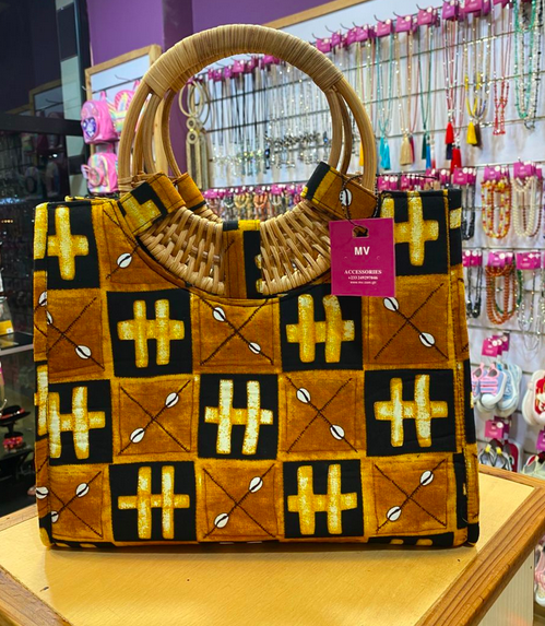 MV Wooden Handle Kenyan Handbag